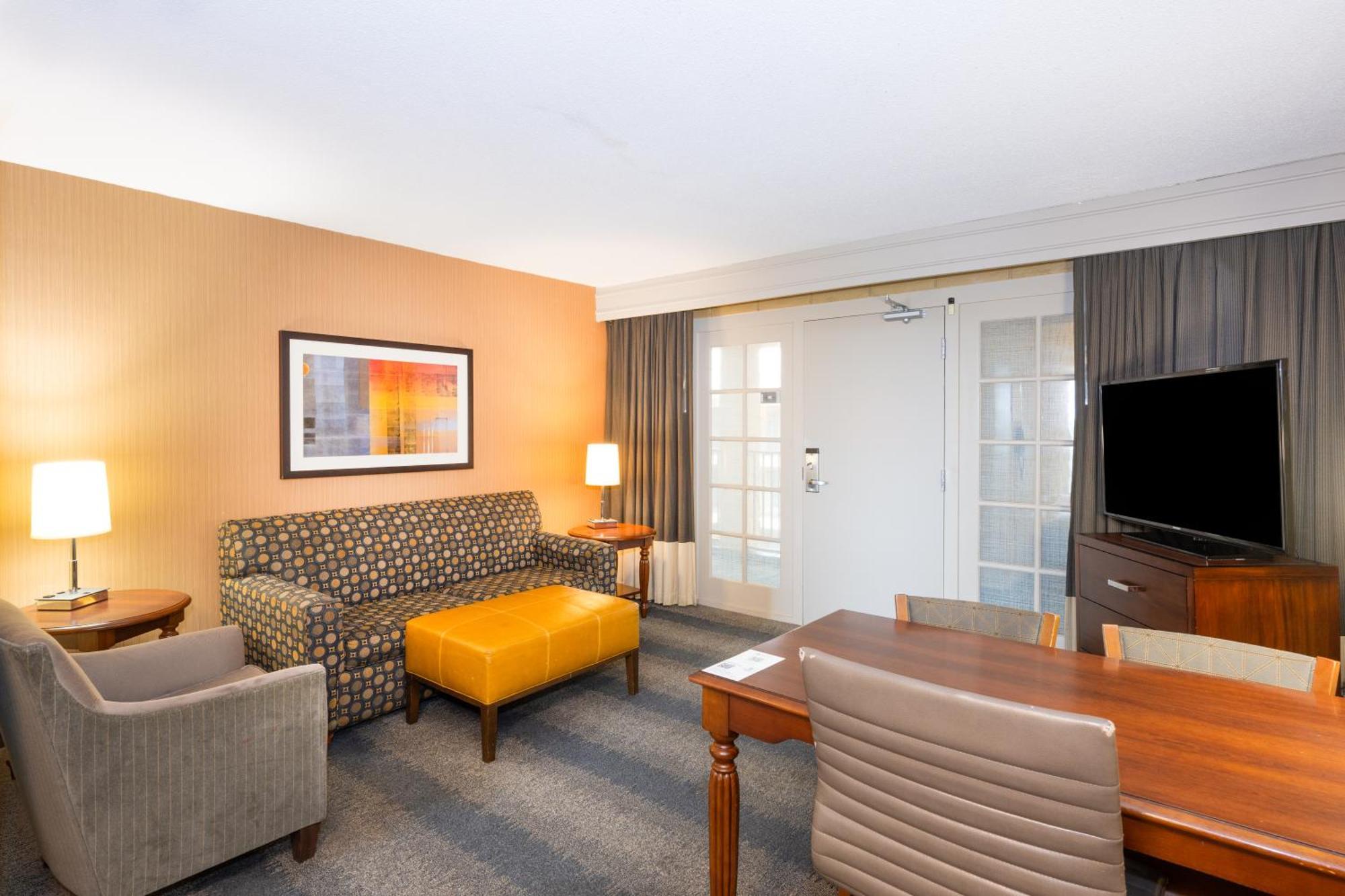 Embassy Suites By Hilton Bloomington/Minneapolis Eksteriør bilde