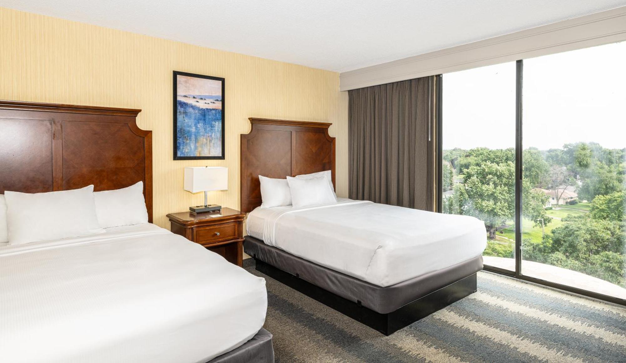 Embassy Suites By Hilton Bloomington/Minneapolis Eksteriør bilde