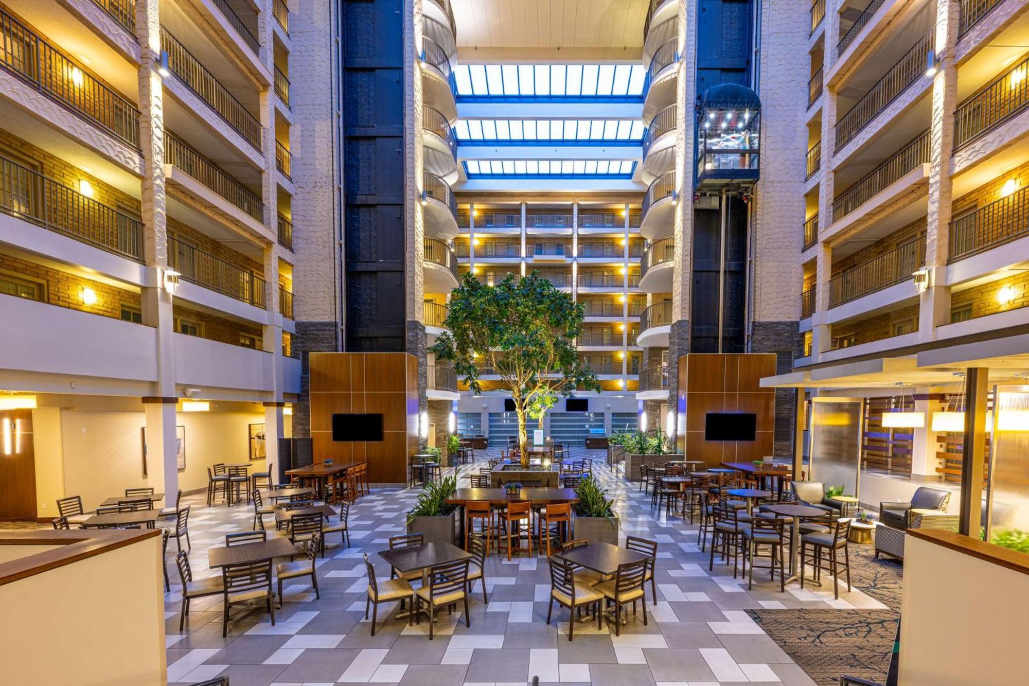 Embassy Suites By Hilton Bloomington/Minneapolis Eksteriør bilde
